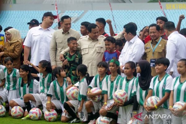Presiden Prabowo Subianto Resmikan 17 Stadion Bertaraf FIFA di Indonesia