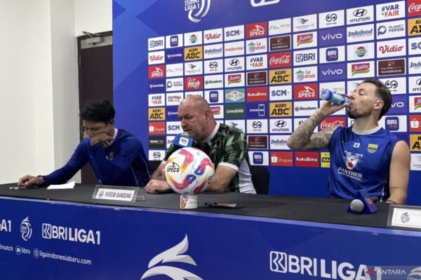 Bojan Hodak: Pertandingan Melawan Tim Tengah Bawah Justru Menjadi Ujian Berat