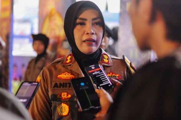 Polres Ternate Ajak Suporter Malut United untuk Meningkatkan Sportivitas