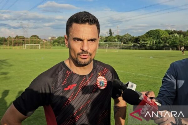 Pelatih Persija Apresiasi Etos Kerja Rayhan Hannan