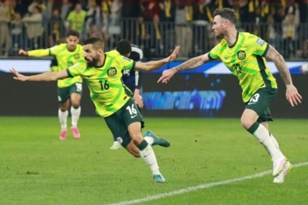 Gol Menit-Menit Akhir: Behich Bawa Australia Menang 1-0 atas Jepang”
Alternatif judul: “Kemenangan Dramatis Australia: Gol Behich di Menit Terakhir Mengalahkan Jepang 1-0 Gol Menit-Menit Akhir: Behich Bawa Australia Menang 1-0 atas Jepang"
Alternatif judul: "Kemenangan Dramatis Australia: Gol Behich di Menit Terakhir Mengalahkan Jepang 1-0