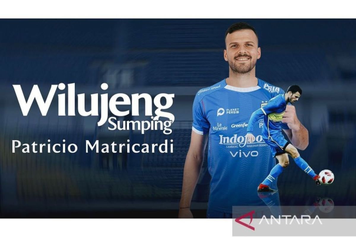 Here are some alternative title suggestions for "Daftar Lengkap Transfer 18 Klub Liga 1 2025/2026":

1. "Rekap Lengkap Transfer Klub Liga 1 2025/2026"
2. "Transfer Terbaru: 18 Klub Liga 1 Musim 2025/2026"
3. "Daftar Transfer Komprehensif 18 Klub Liga 1 2025/2026"
4. "Update Transfer: Seluruh Klub Liga 1 2025/2026"
5. "Rincian Transfer 18 Klub Liga 1 Musim 2025/2026"
6. "Transfer Liga 1 2025/2026: Panduan Lengkap Semua Klub"
7. "Total Transfer: 18 Klub Liga 1 untuk Musim 2025/2026"
8. "Cek Lengkap Transfer 18 Tim Liga 1 2025/2026"

Feel free to mix and match or modify these suggestions!